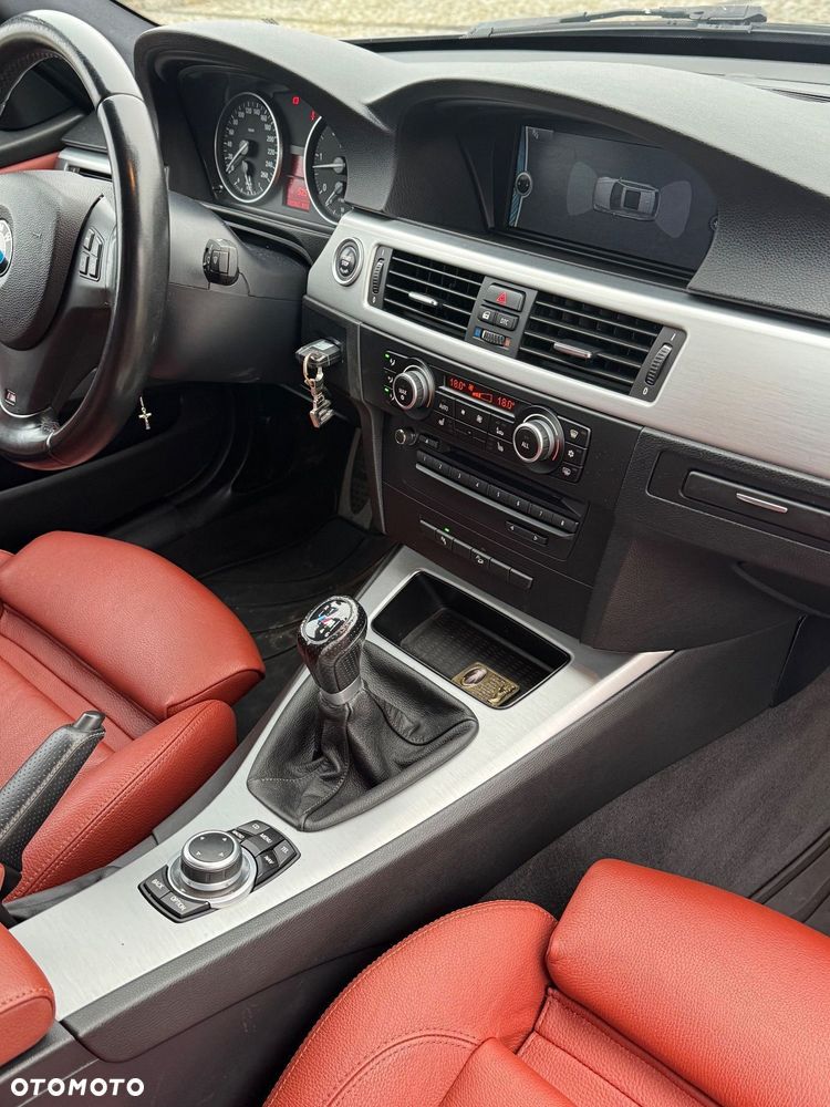 BMW Seria 3 330d xDrive - 21