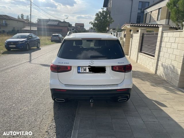 Mercedes-Benz GLB 250 4MATIC 8G-DCT AMG Line - 2