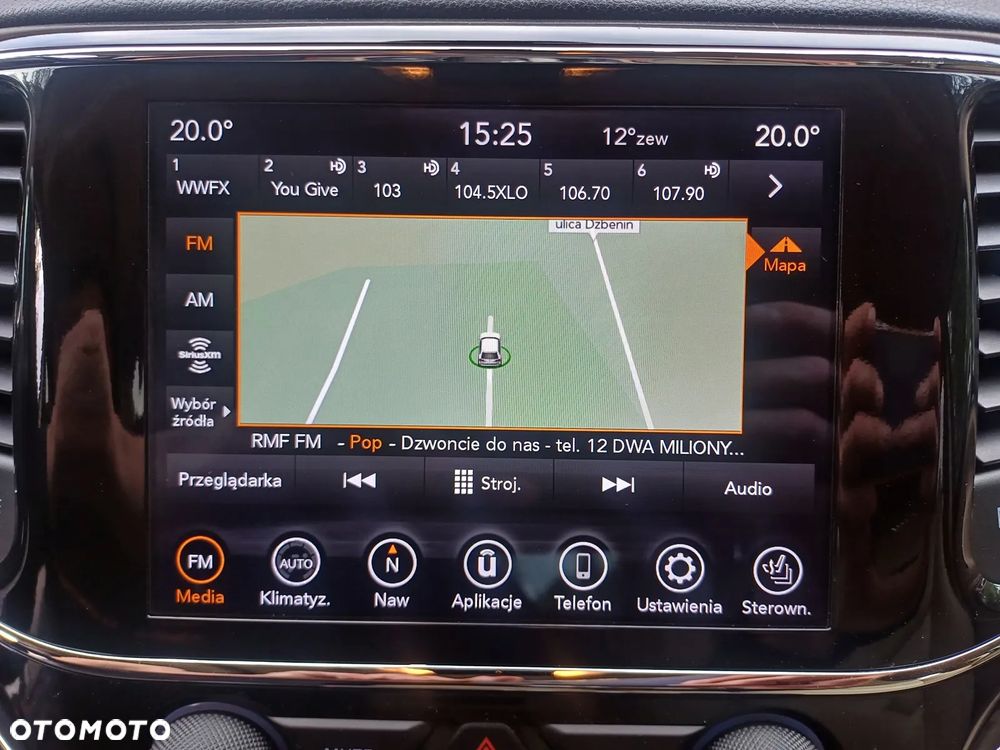 Jeep Grand Cherokee - 23