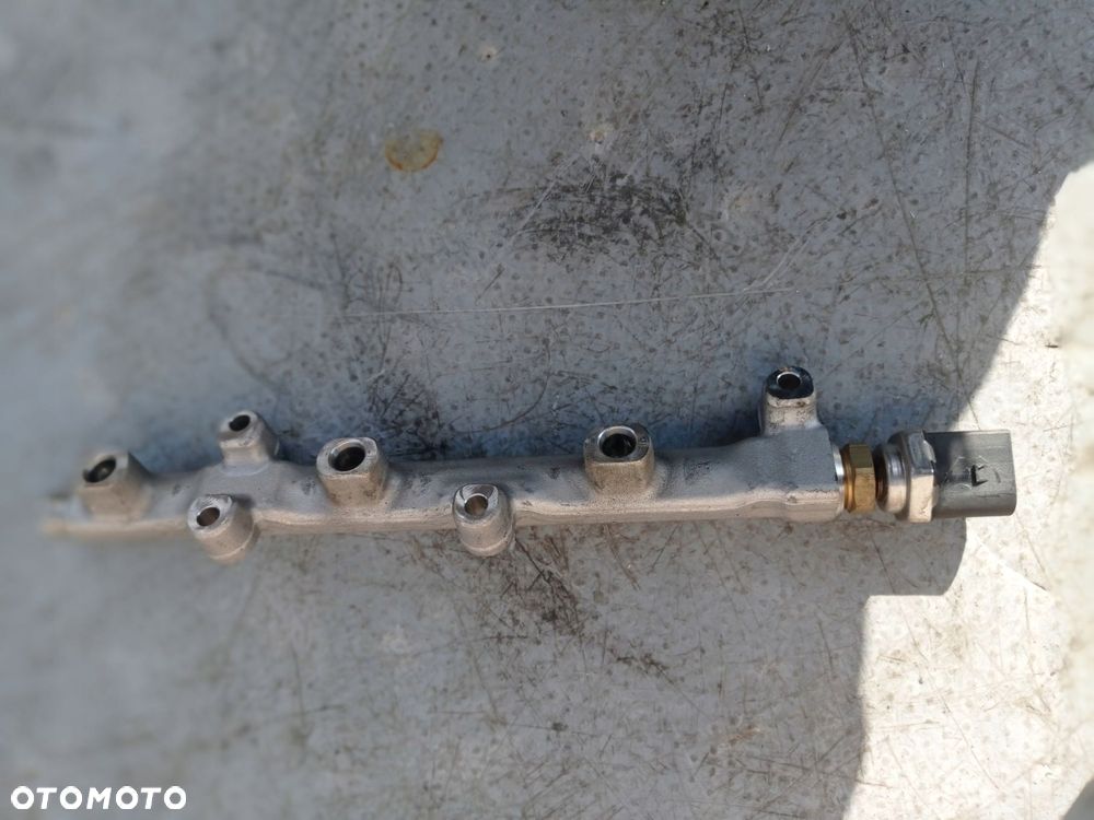 listwa wtryskowa + czujnik 1.0 tsi 04c133320g - 1