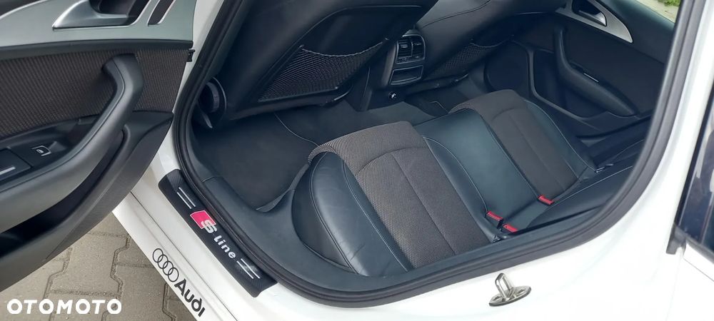 Audi A6 Avant 2.0 TDI Ultra S tronic - 9
