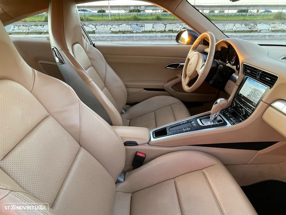 Porsche 911 (991) Carrera PDK - 36