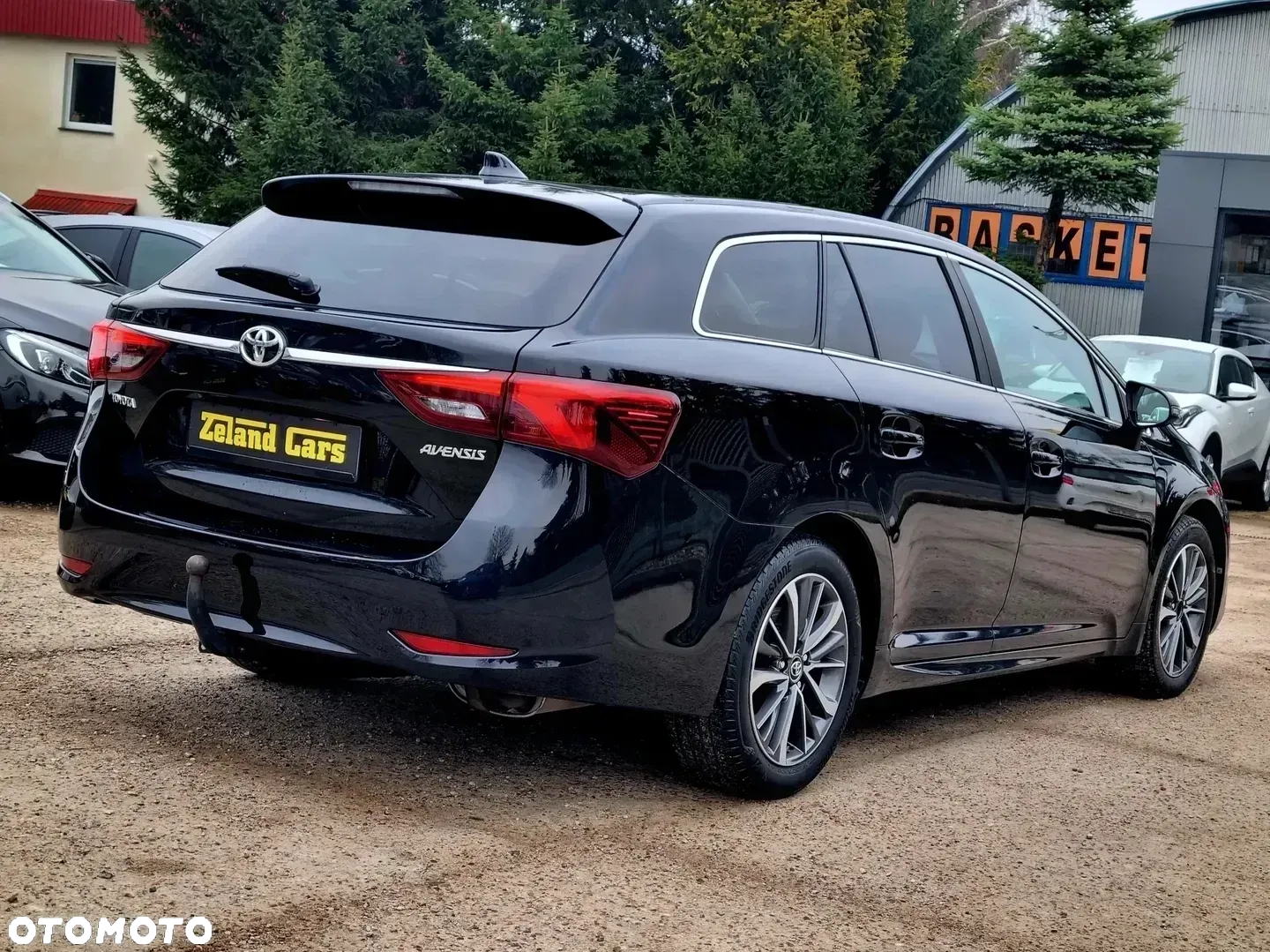 Toyota Avensis 1.8 Premium MS - 5