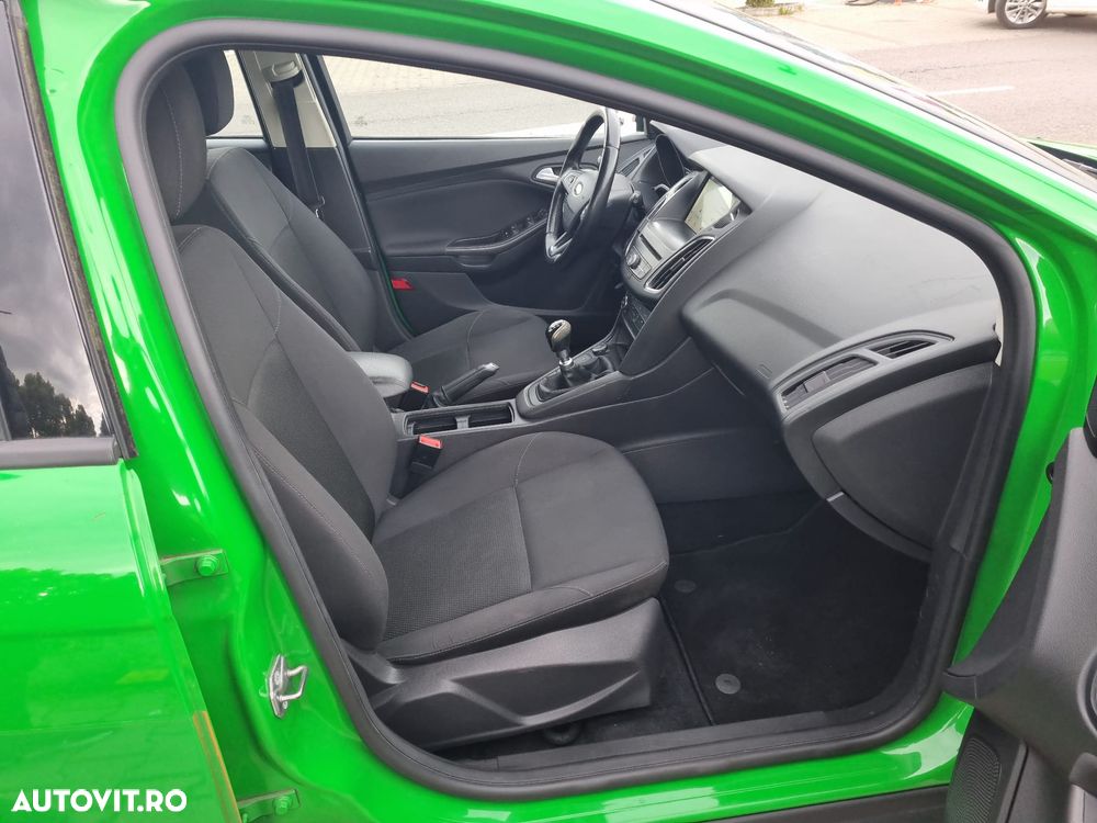 Ford Focus 1.5 TDCi Titanium - 12