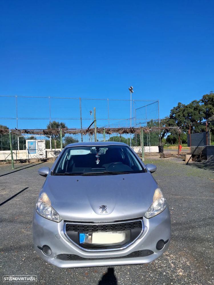 Peugeot 208 - 2