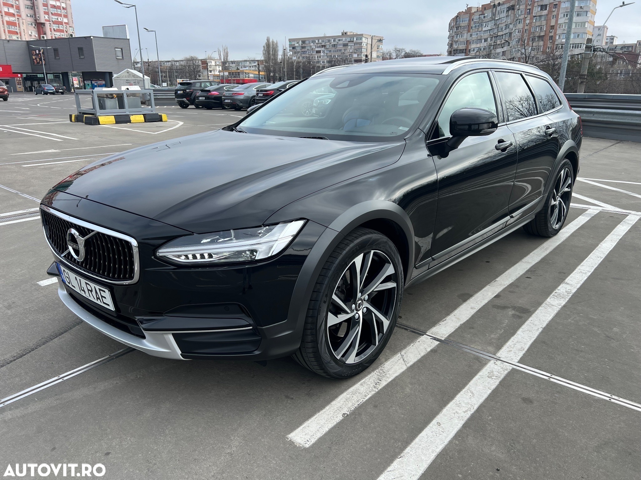 Volvo V90 Cross Country T5 AWD Geartronic Pro - 3
