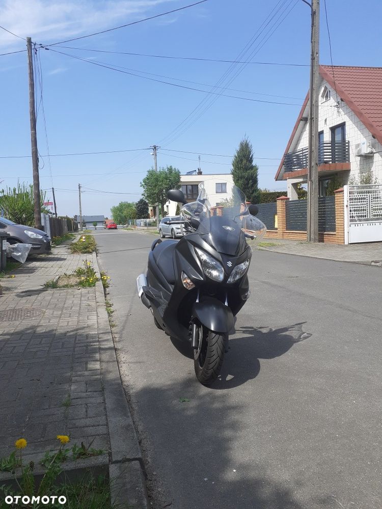 Suzuki Burgman - 1