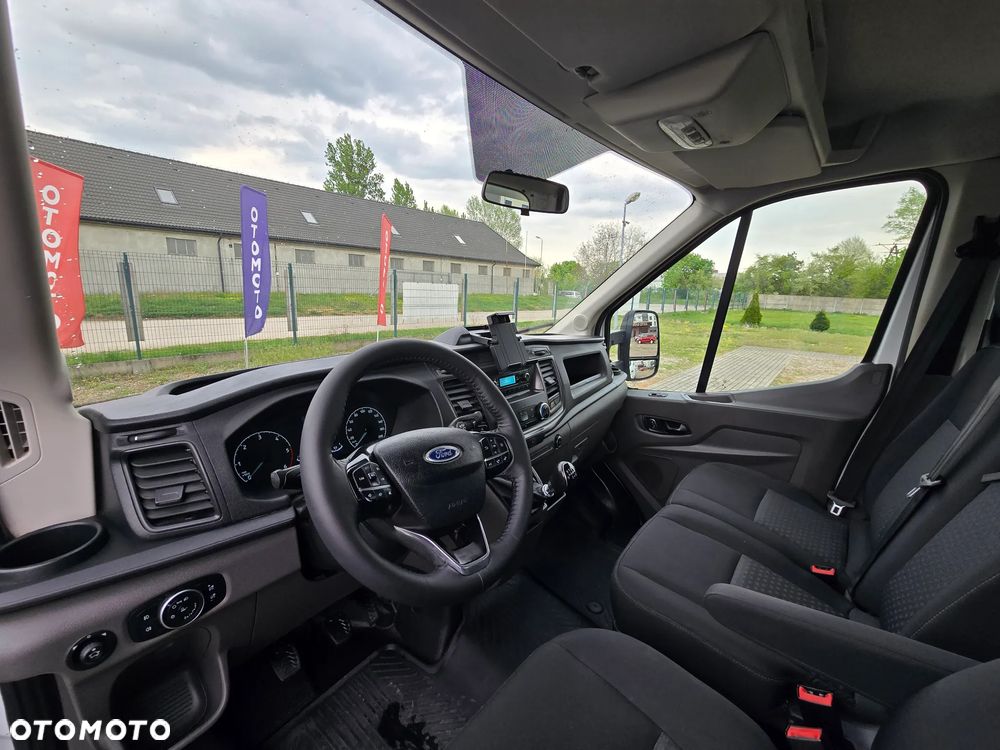 Ford Transit - 18