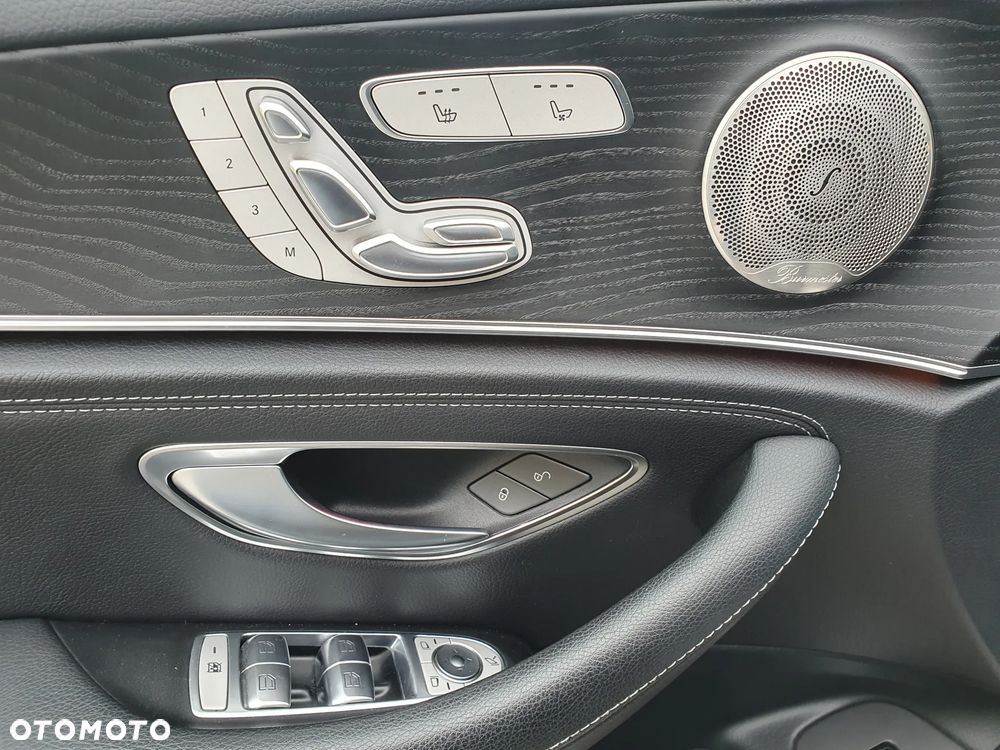 Mercedes-Benz Klasa E 400 d 4Matic 9G-TRONIC AMG Line - 20