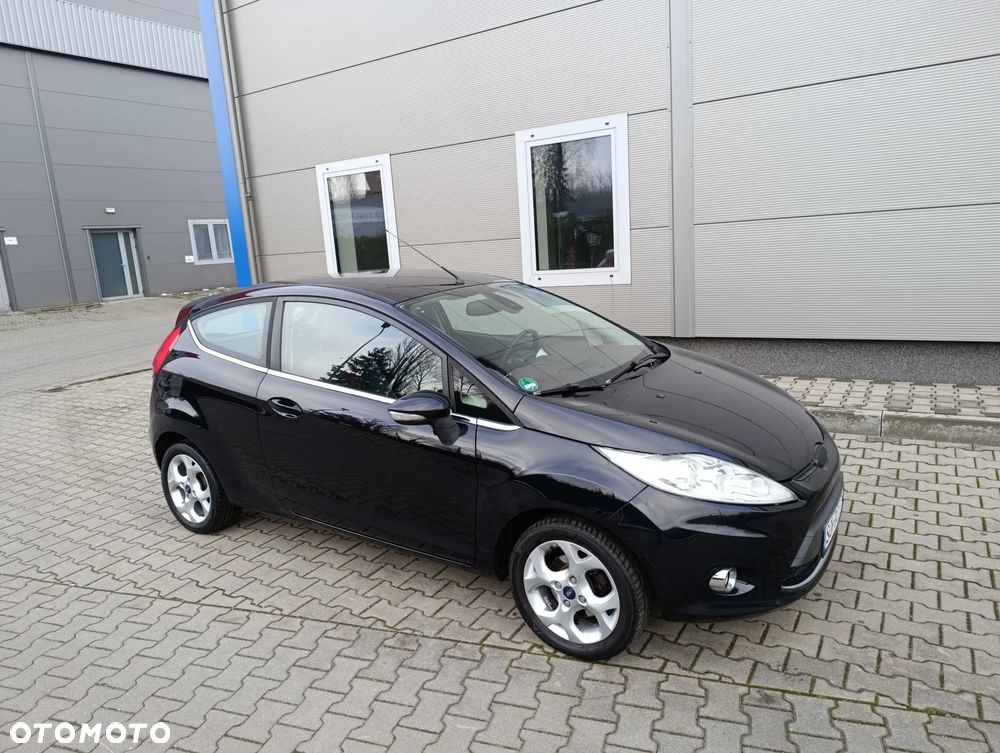 Ford Fiesta 1.25 Titanium - 33