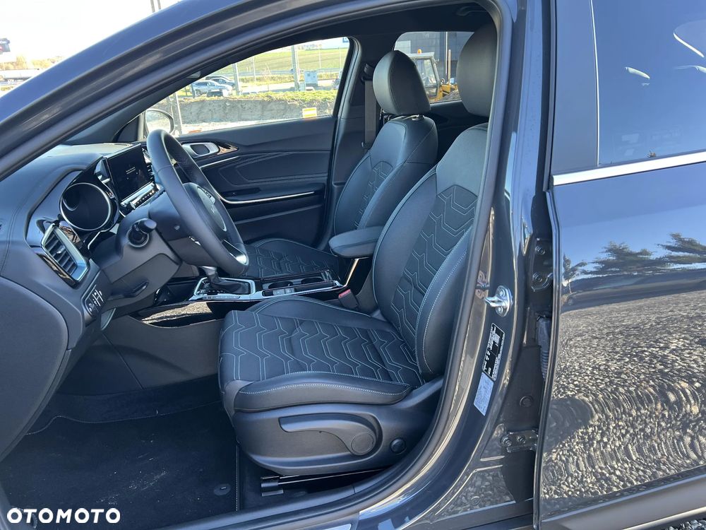 Kia XCeed 1.6 T-GDI Tribute DCT - 10