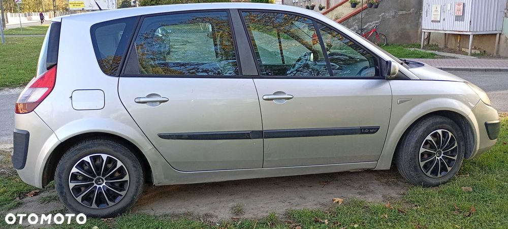 Renault Scenic - 6