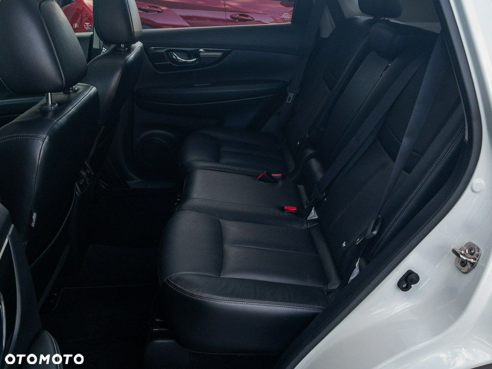 Nissan X-Trail 1.3 DIG-T Tekna 2WD DCT - 28