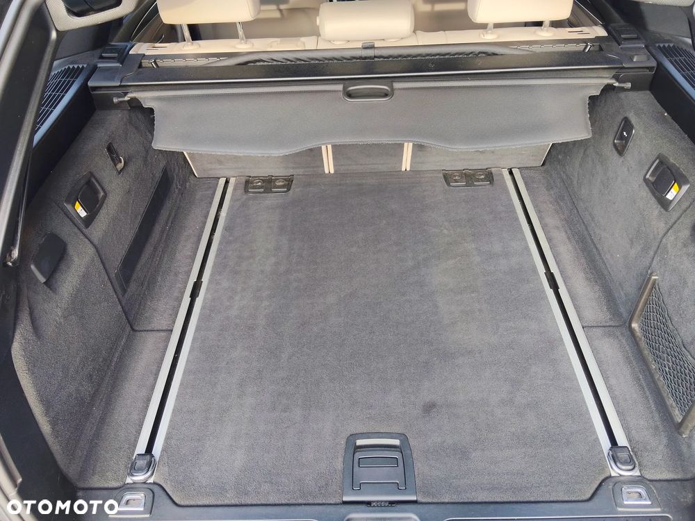 BMW Seria 5 520d Sport-Aut - 11