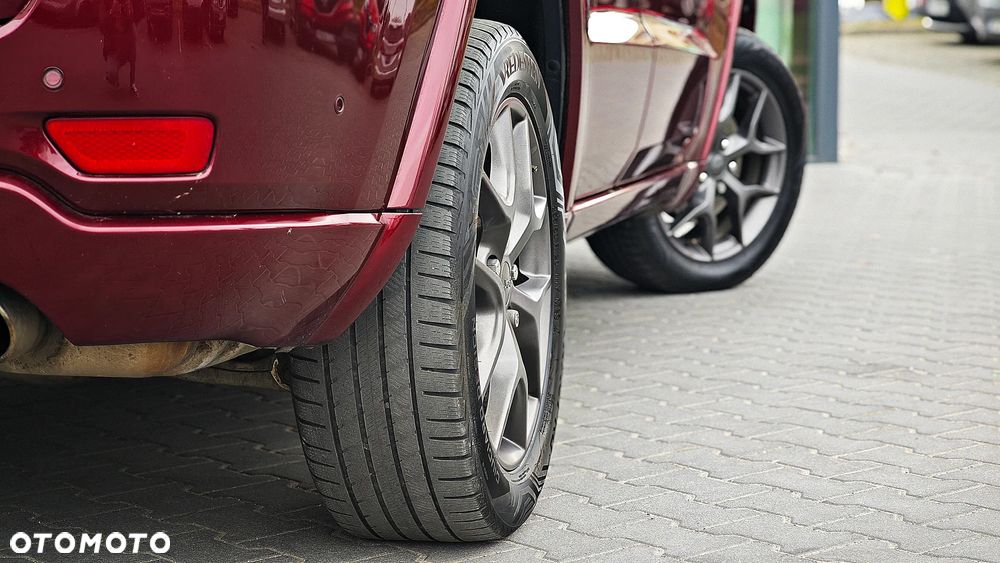 Jeep Grand Cherokee - 10