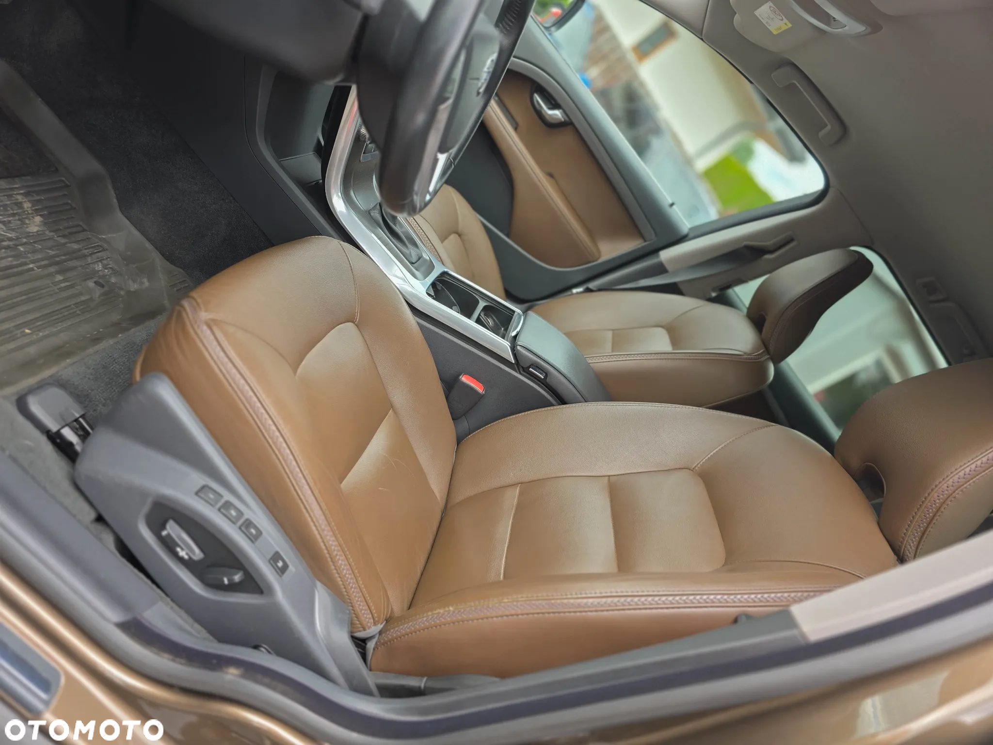 Volvo XC 70 D4 AWD Summum EU6 - 24