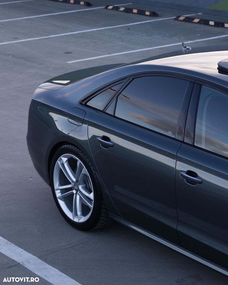 Audi S8 4.0 TFSI quattro Tiptronic - 13