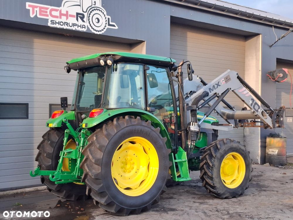 John Deere 5820 - 12