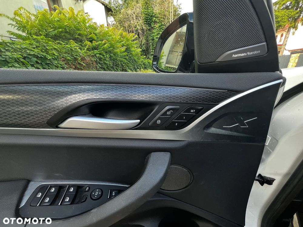 BMW X3 - 12