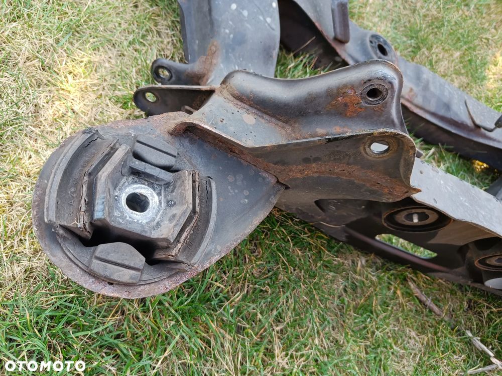 MERCEDES W203 W209 CLK NIE ZGNITE SANKI TYLNE Tył ŁAWA WÓZEK kołyska belka 2033504604 - 11