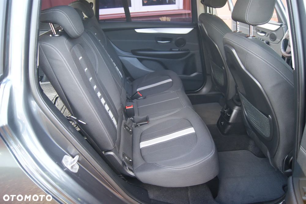 BMW Seria 2 218d GT Sport Line - 32