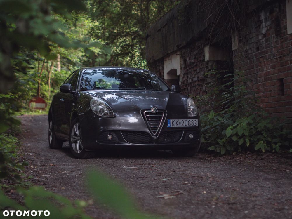 Alfa Romeo Giulietta 2.0 JTDM Distinctive - 2