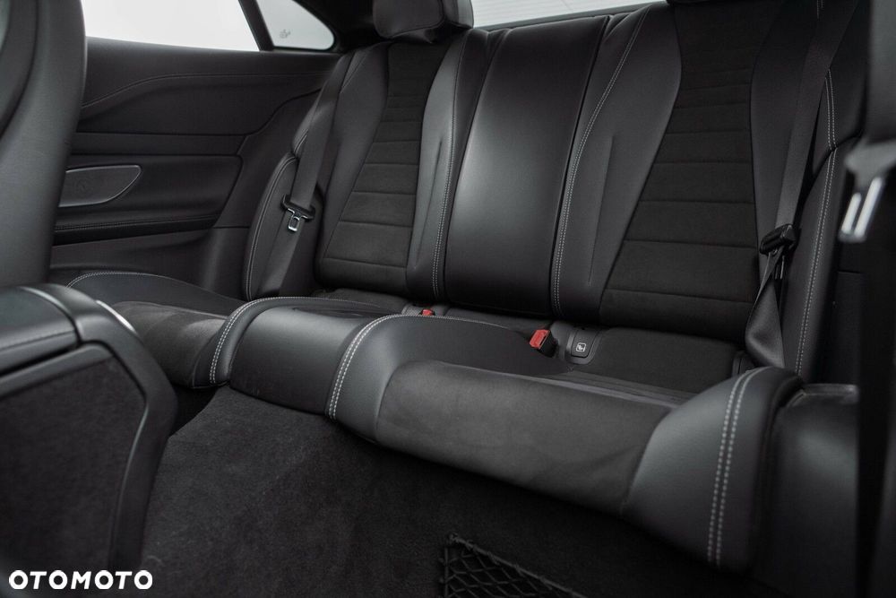 Mercedes-Benz Klasa E 200 9G-TRONIC - 30