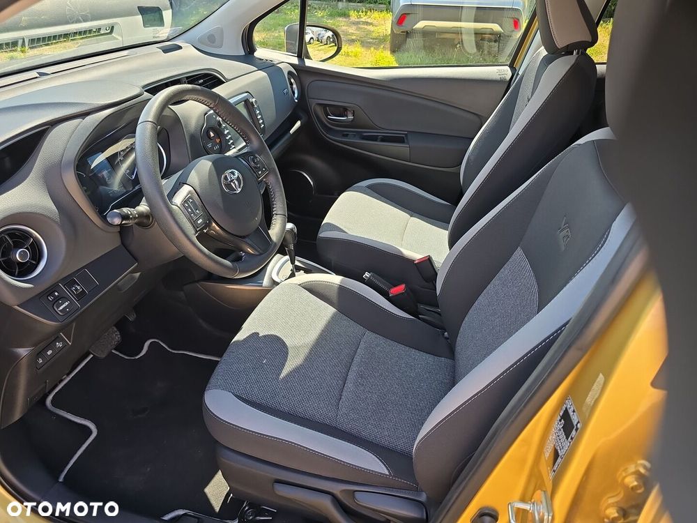 Toyota Yaris - 14
