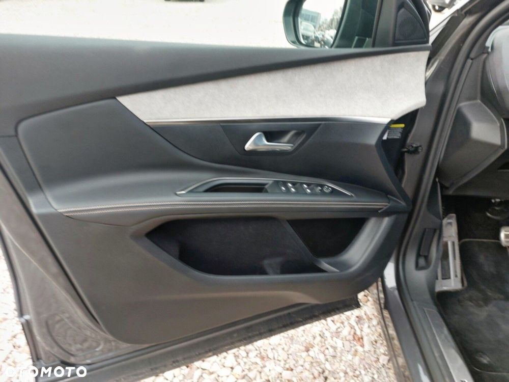 Peugeot 5008 1.5 BlueHDi GT S&S EAT8 - 11