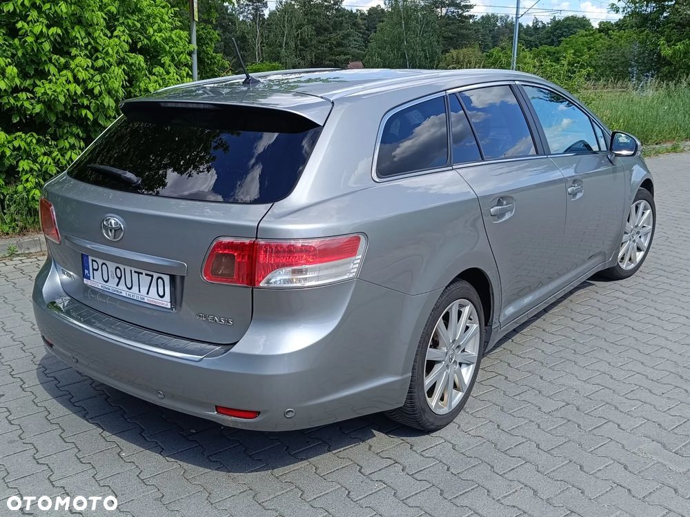 Toyota Avensis 2.0 Prestige NAVI - 15
