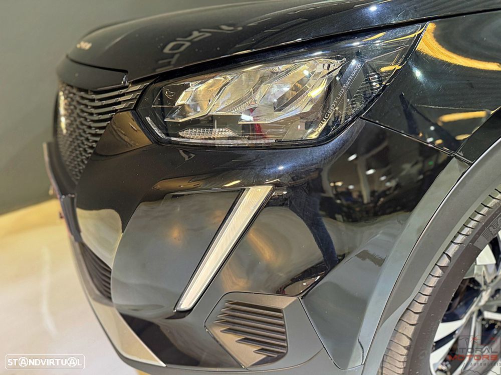 Peugeot 2008 1.2 PureTech Allure Pack - 6