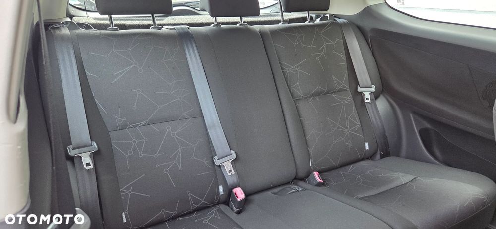 Toyota Auris 1.33 VVT-i Life - 40