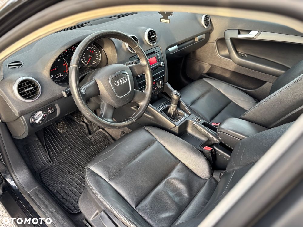 Audi A3 Sportback - 6