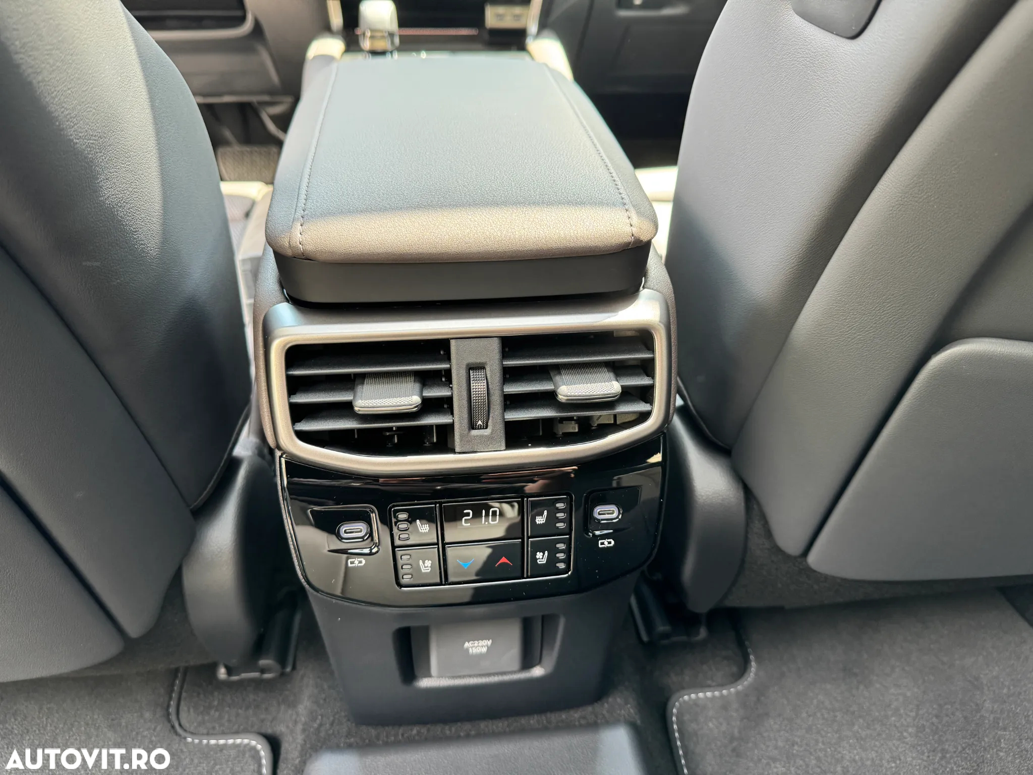 Lexus Seria RX 450h+ (Plug-in-Hybrid) Luxury Line - 15