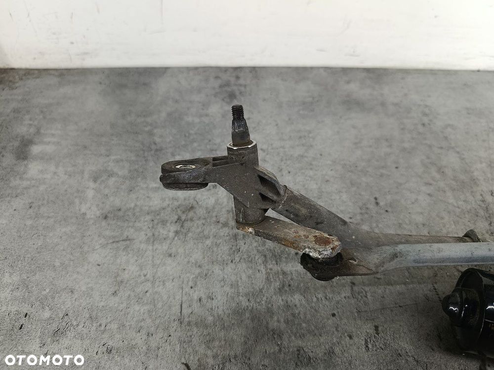 MECHANIZM WYCIERACZEK VW PASSAT B5 8D1955023C  3397020438 0390241132 BOSCH - 3