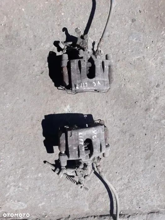 Vectra C Signum zacisk lewy prawy - 1