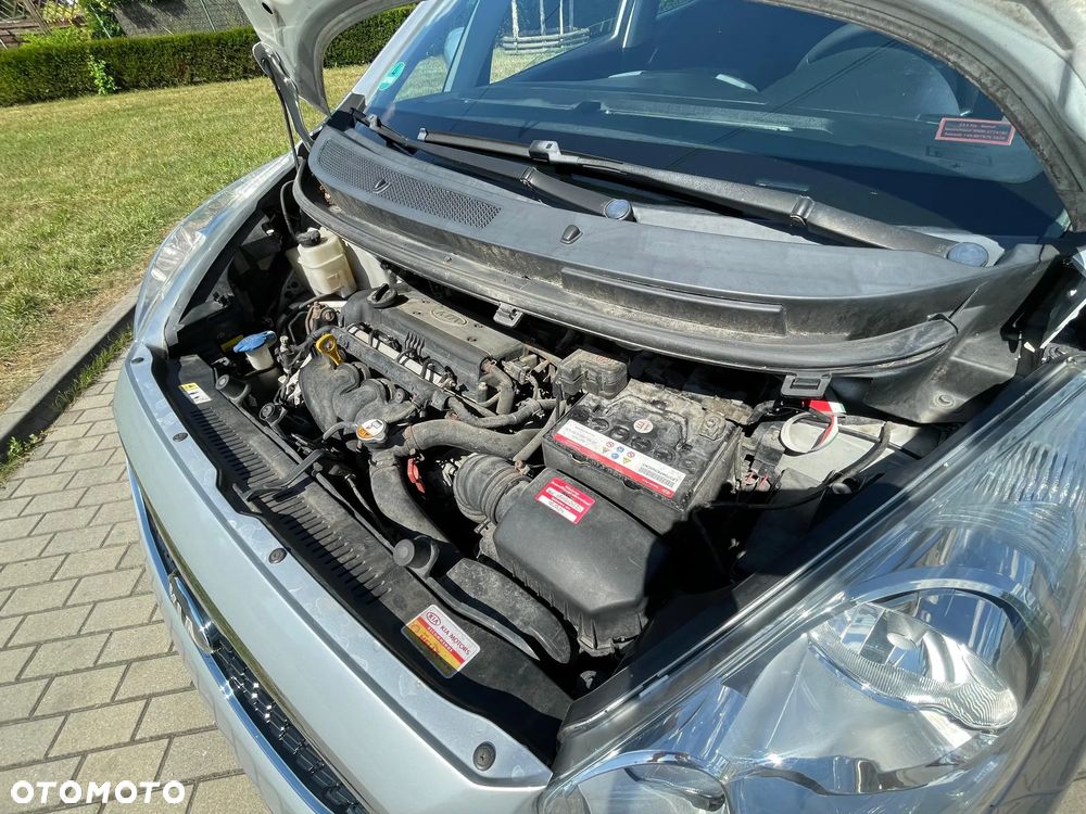 Kia Venga 1.6 CVVT Automatik Dream-Team Edition - 24