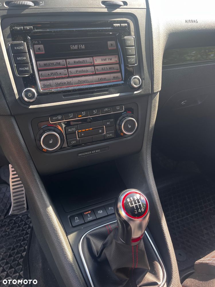 Volkswagen Golf - 18