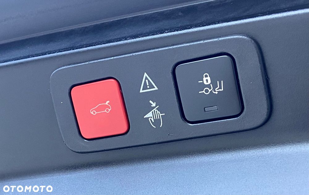 Peugeot 5008 THP 165 EAT6 Stop & Start Active - 31