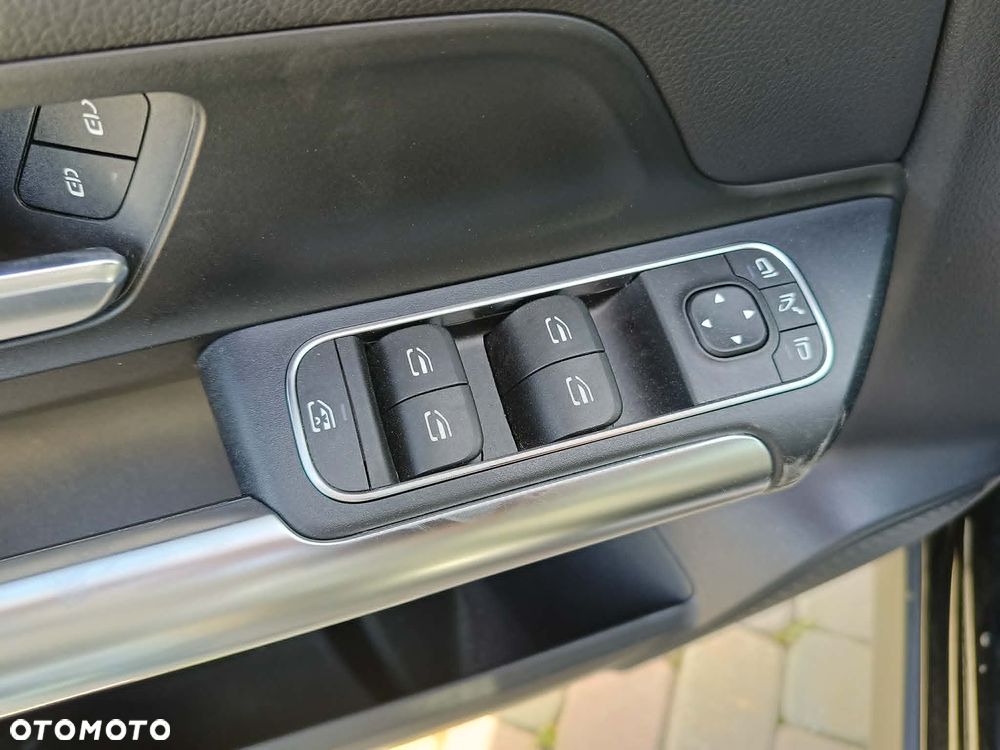 Mercedes-Benz EQA 300 4Matic Edition 1 - 29