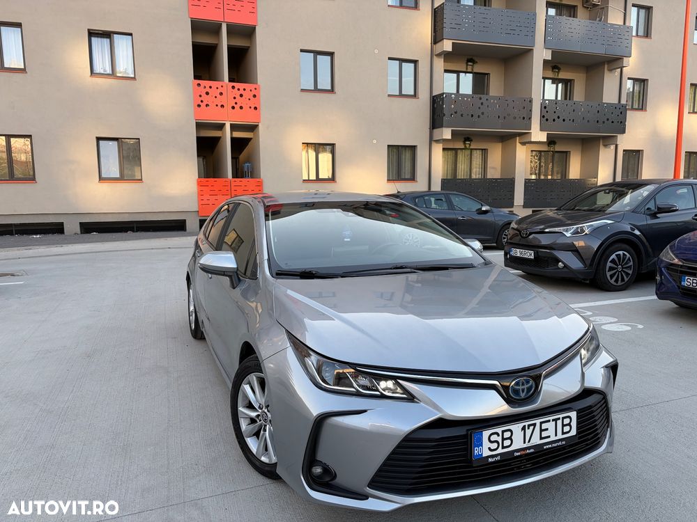 Toyota Corolla 1.8 Business Edition - 3