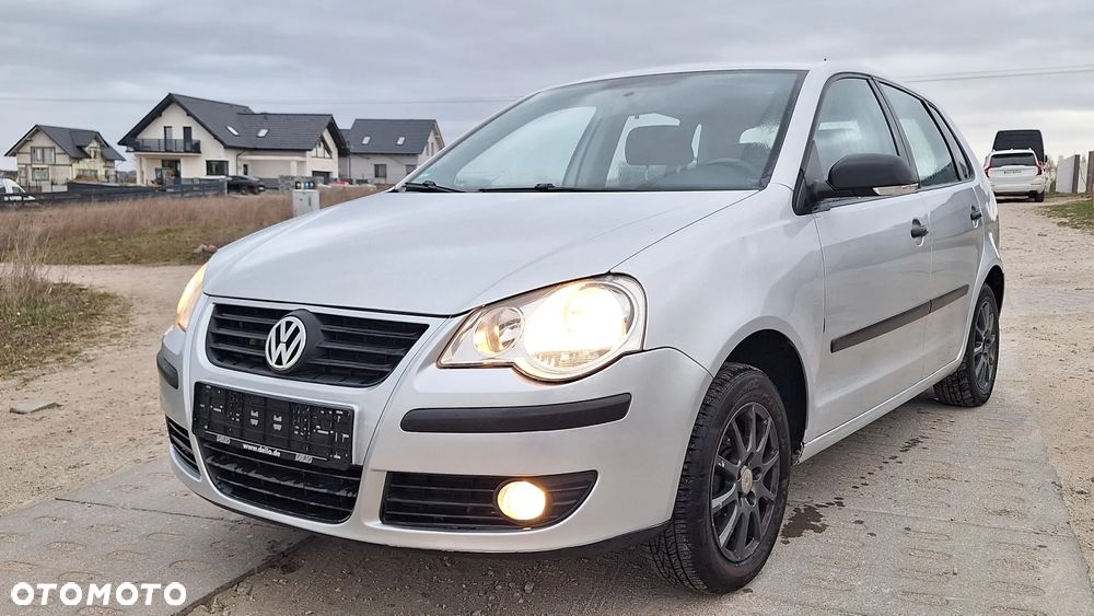 Volkswagen Polo 1.2 Comfortline - 1