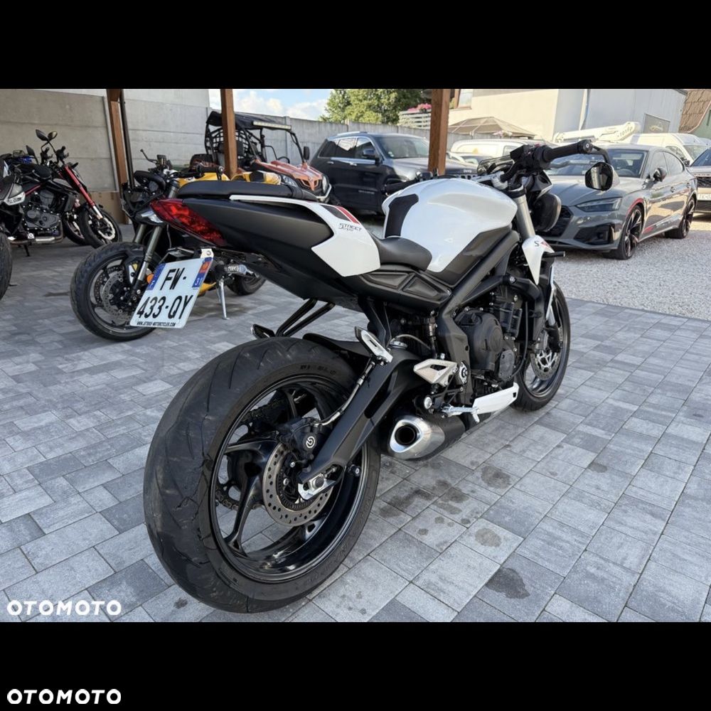 Triumph Street Triple - 2