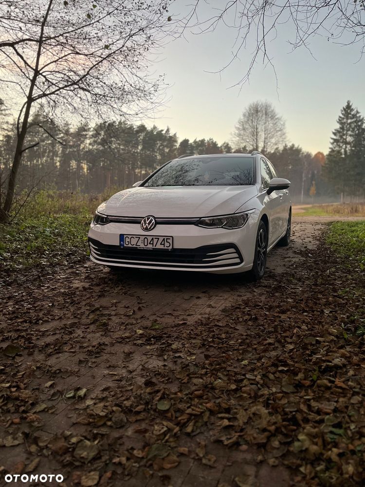 Volkswagen Golf VIII 2.0 TDI Life - 1