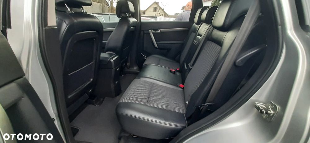 Chevrolet Captiva 2.4 2WD 7 Sitzer LS - 32