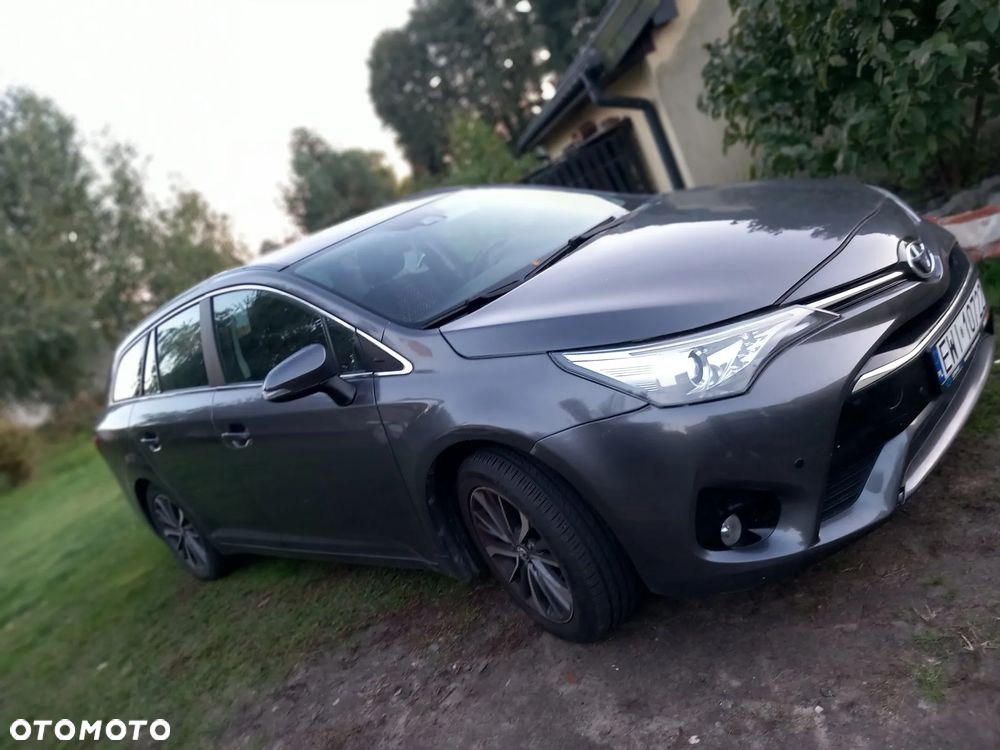 Toyota Avensis 2.0 D-4D Prestige - 7