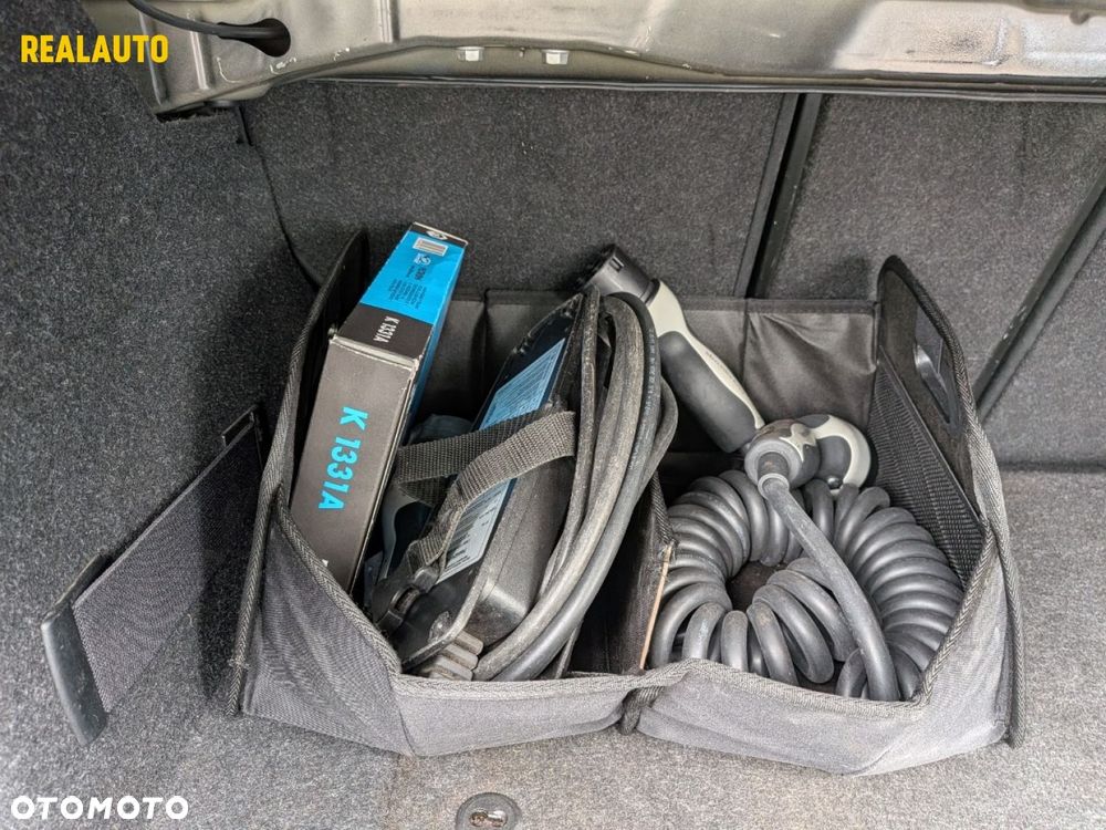 BMW Seria 3 - 22