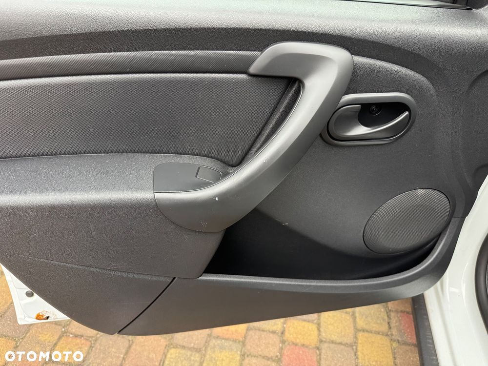 Dacia Duster 1.6 16V 4x2 - 21