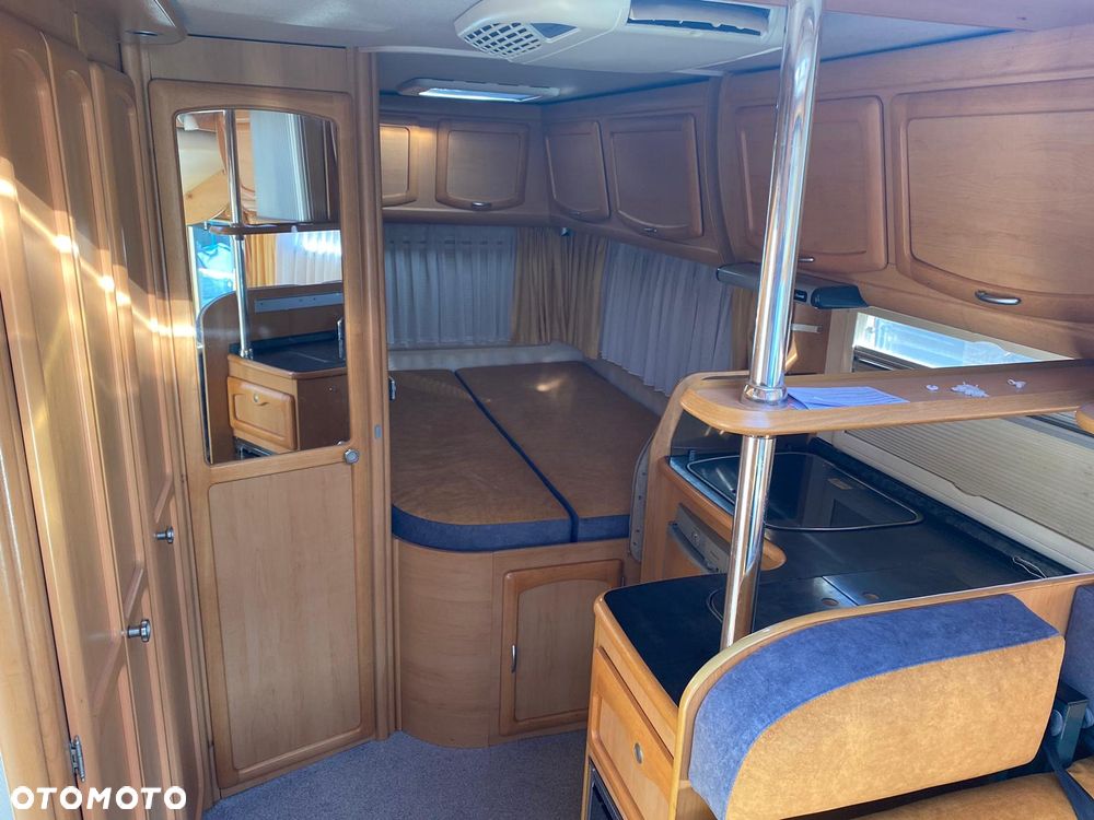 Mercedes-Benz Sprinter - 23