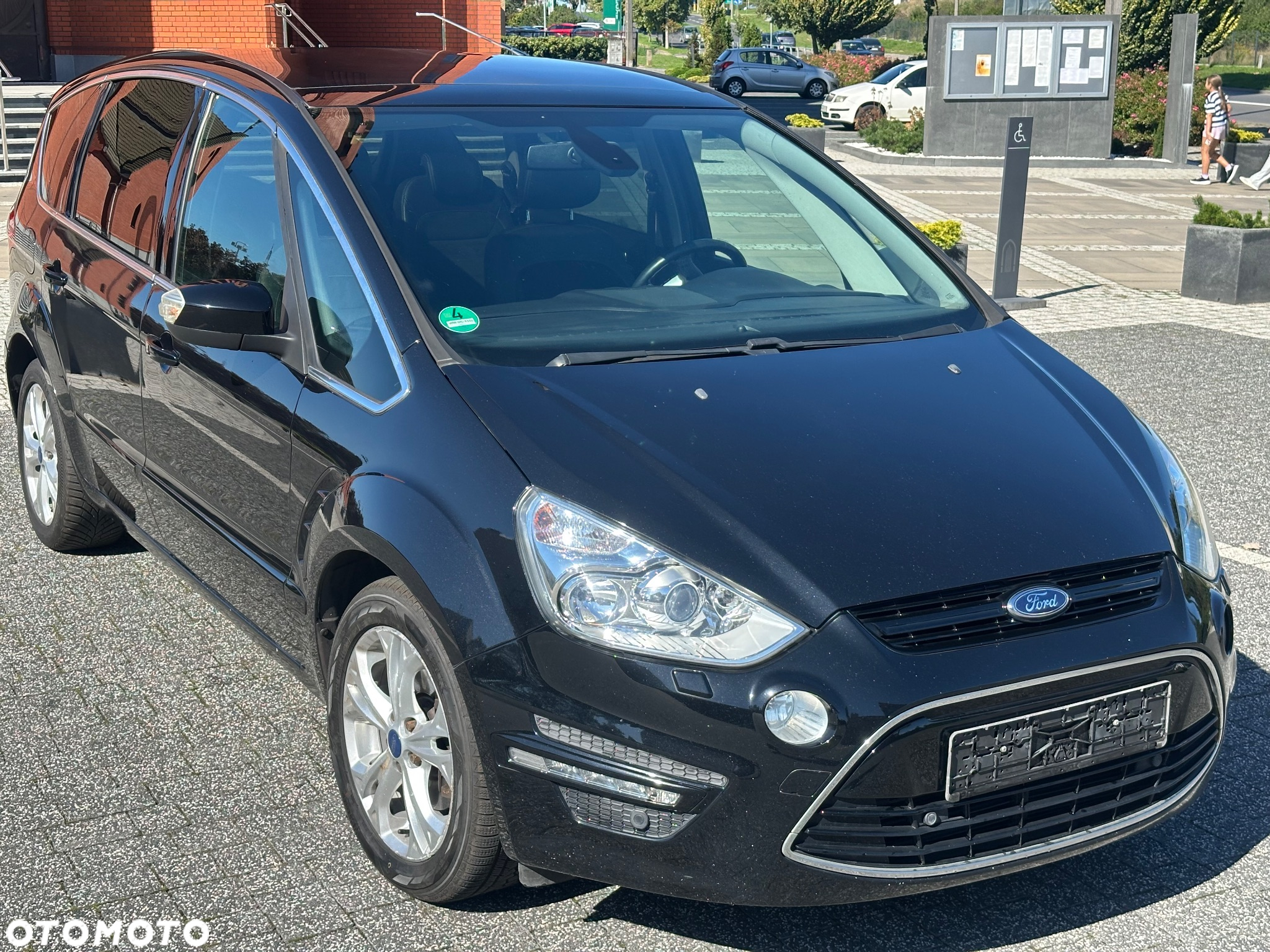 Ford S-Max 2.0 TDCi DPF Titanium X - 4